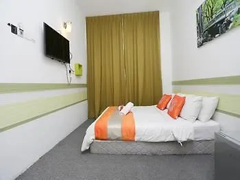 Oyo Rooms Terminal Larkin Τζόχορ Μπάχρου Ξενοδοχείο